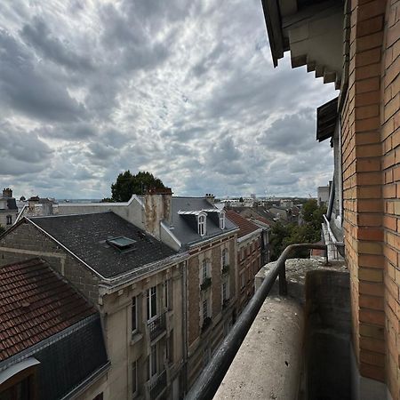 Appartamento Faro, Vue Sur La Cathedrale Reims Esterno foto