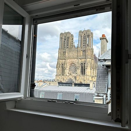 Appartamento Faro, Vue Sur La Cathedrale Reims Esterno foto