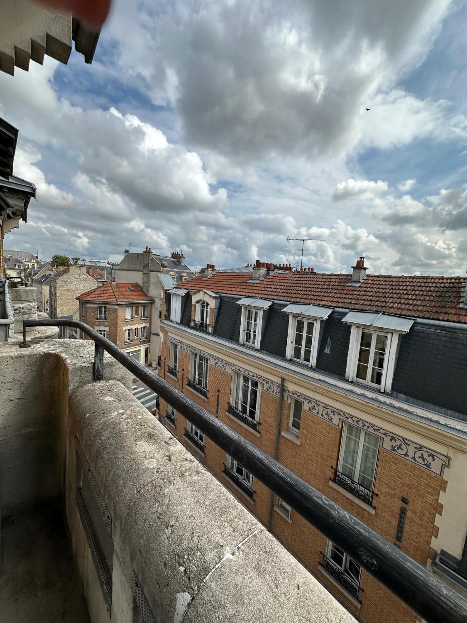 Appartamento Faro, Vue Sur La Cathedrale Reims Esterno foto